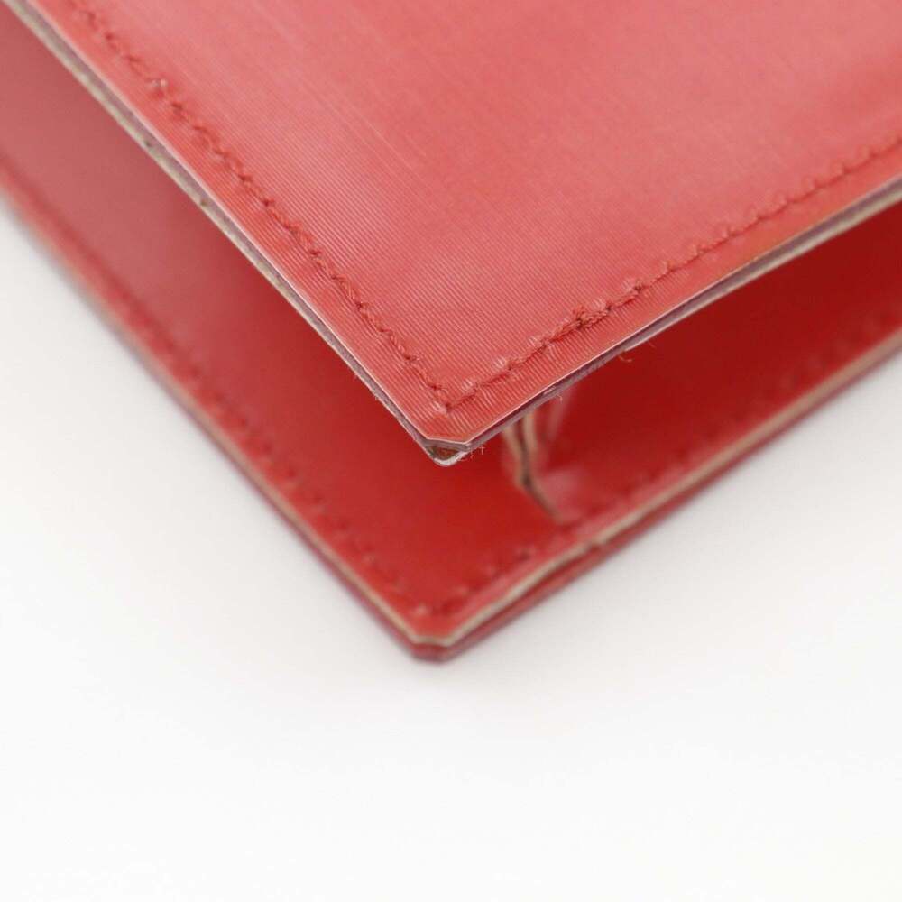 CHANEL Red Logo Shoulder Bag - Picture 4 of 16